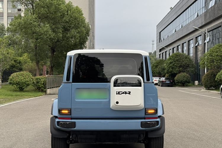 Used  V23 2025 401 Two-Wheel Drive Intelligent Driving Version
