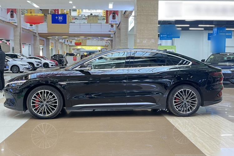 Used BYD Han 2025 EV with 701 km of Laser Radar-Enabled Intelligent Driving