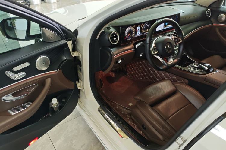 Used Mercedes-Benz E-Class 2018 Facelift E 200 L Sport Edition
