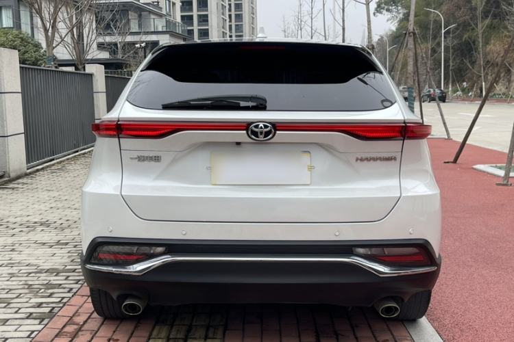 Used Toyota Harrier 2022 2.0L CVT Two-Wheel Drive Deluxe Edition