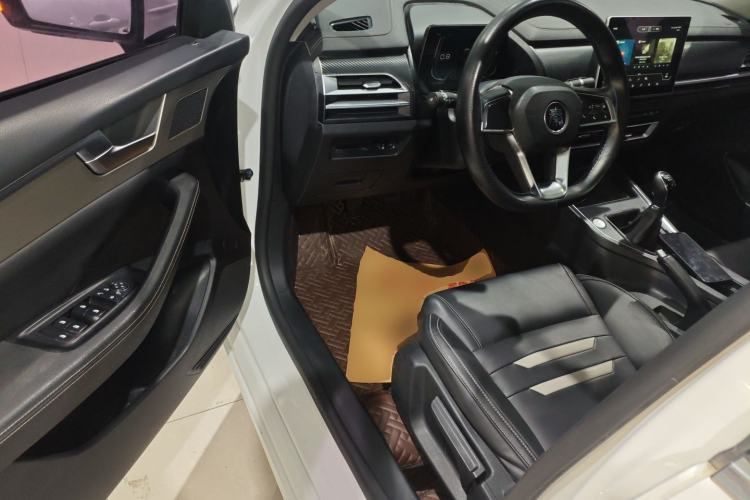 Used BYD Qin Pro 2019 Super Edition 1.5TI Manual Smart Connect Powerful Model China VI Standard
