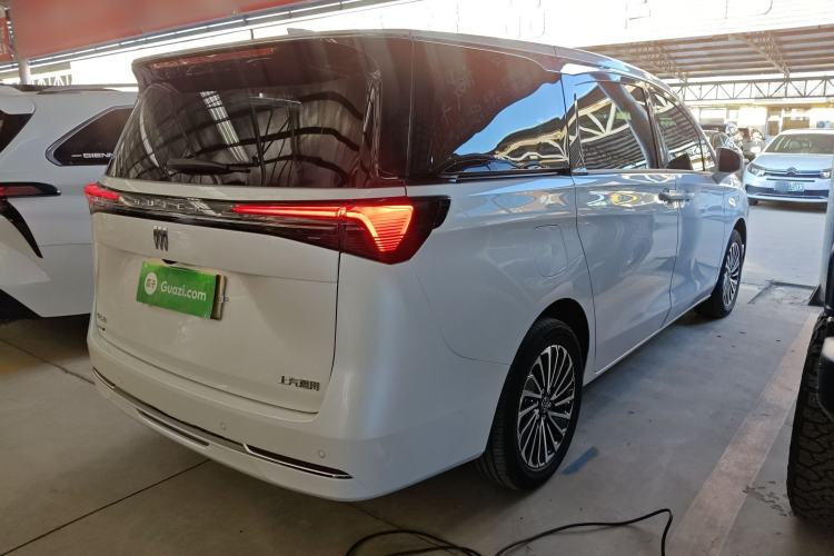 Used Buick GL8 New Energy 2025 Lushang First-Drive Edition 7-Seater