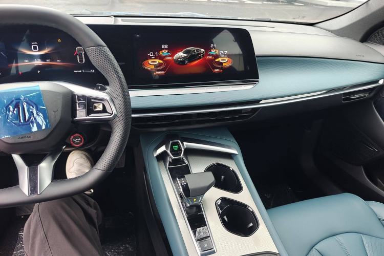 Used MG 7 2025 1.5T 300 DCT Luxury Edition
