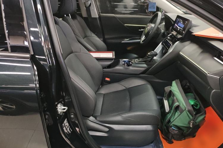 Used Toyota Venza 2023 2.0L CVT Two-Wheel Drive Luxury Edition