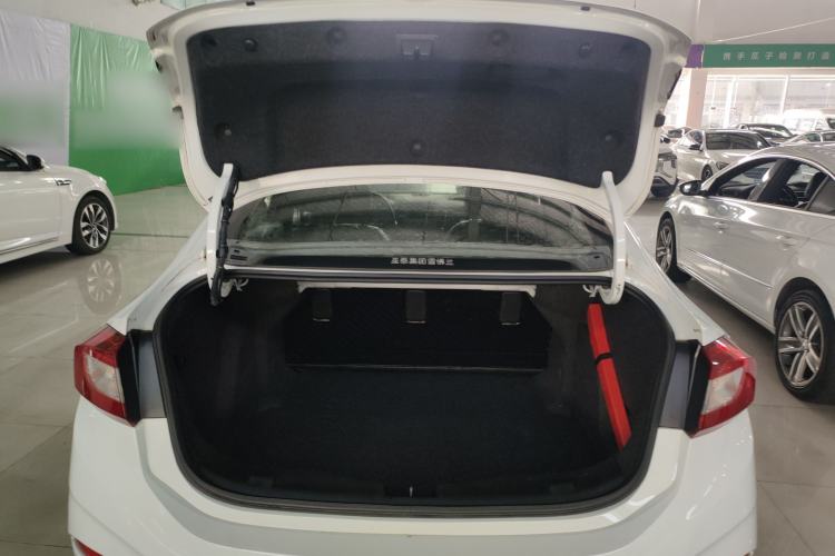 Used Chevrolet Cruze 2018 Redline 320 Automatic Pioneer Edition