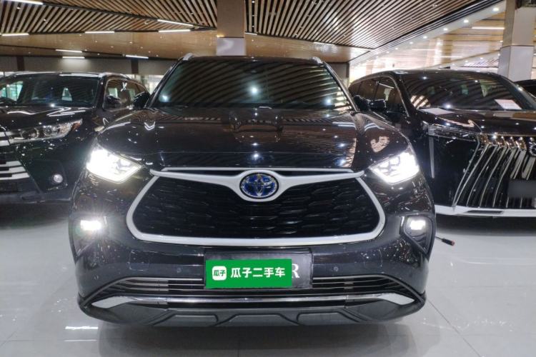 Used Toyota Highlander 2022 Dual-Engine 2.5L Four-Wheel Drive Prestige Version 7 Seats
