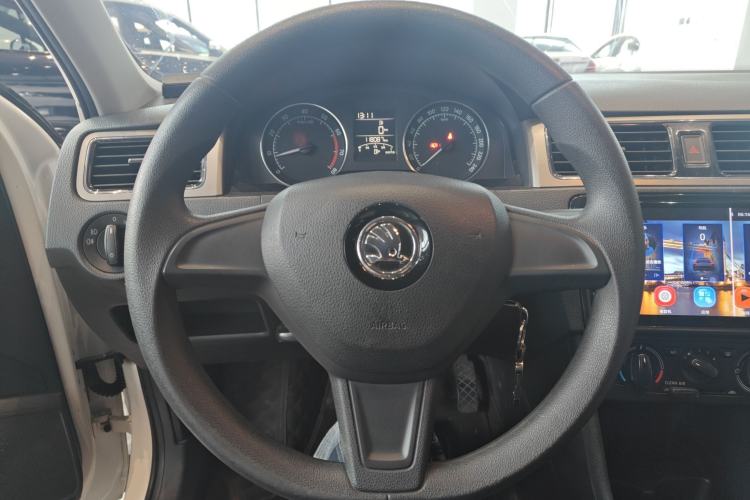 Used Skoda Rapid Spaceback 2016 1.6L Manual Trend Edition