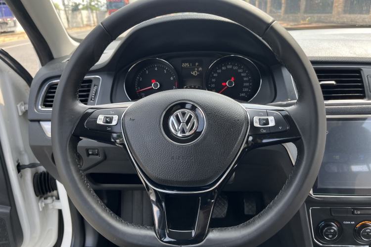 Used Volkswagen Lavida 2017 230TSI DSG Comfort Edition
