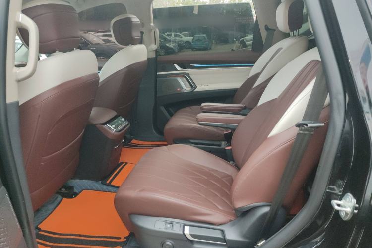 Used SAIC MAXUS Territory 2023 2.0T All-Out Flagship Version 6 Seats
