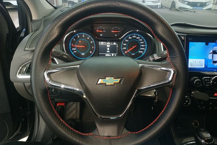 Used Chevrolet Cruze 2018 320 Automatic Pioneer Sunroof Edition
