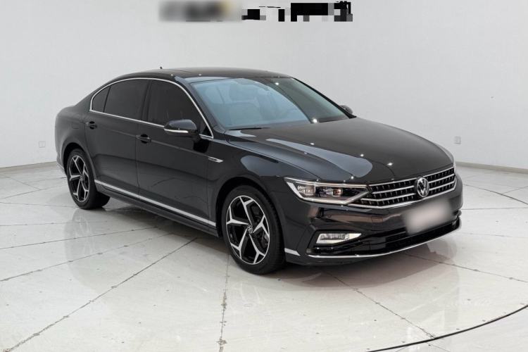 Used Volkswagen Magotan 2023 2 Million Units Commemorative Edition 330TSI DSG Luxury Version
