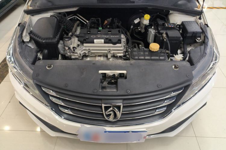 Used Baojun 310W 2017 1.5L Manual Fashion Model China V
