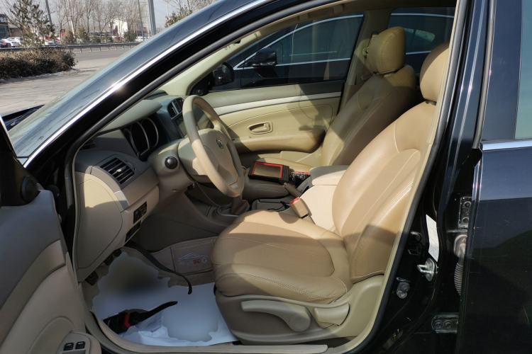 Used Nissan Sylphy 2016 Classic 1.6XE Manual Leading Edition
