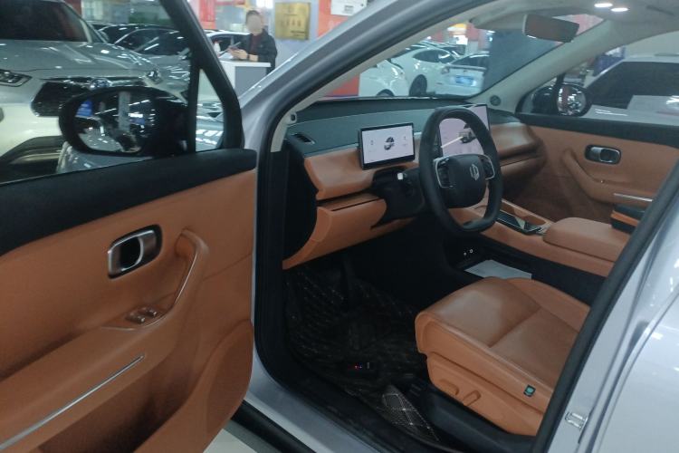 Used Leapmotor C16 2024 Pure Electric 520 Deluxe Edition