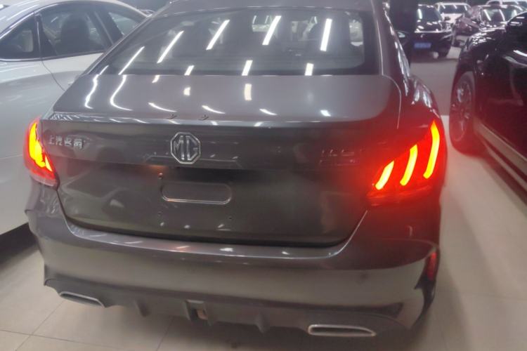 Used MG 5 2021 180 DVVT CVT Youth Luxury Edition
