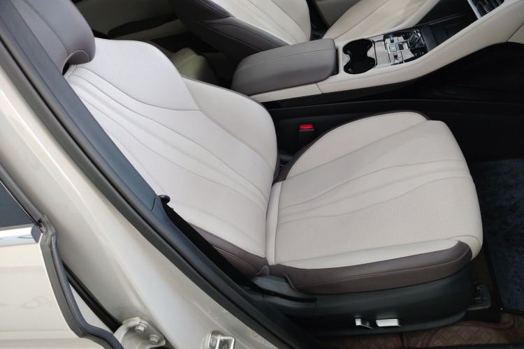 Used BYD Song PLUS New Energy 2025 EV Intelligent Driving Version 520km Premium Model
