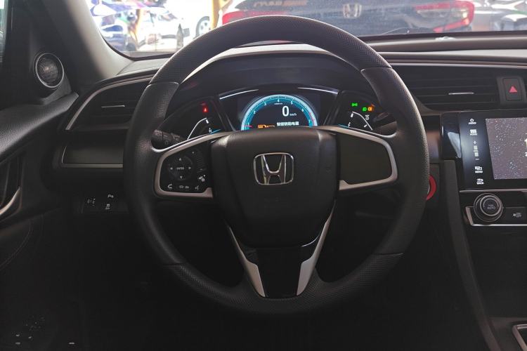 Used Honda Civic 2016 220TURBO Manual Luxury Edition
