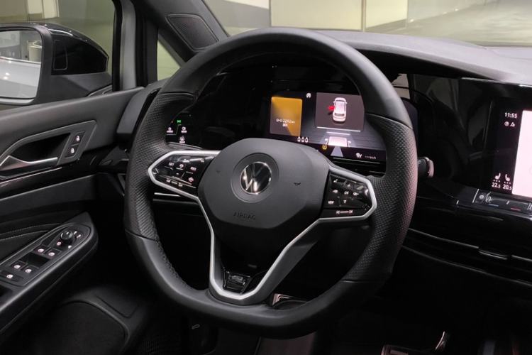 Used Volkswagen Golf 2021 280TSI DSG R-Line
