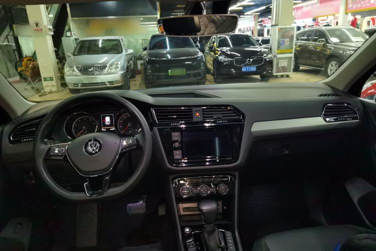 Used Volkswagen Tiguan L 2019 380TSI Automatic All-Wheel Drive Luxury Edition China VI Standard