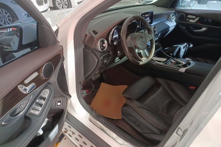 Used Mercedes-Benz GLC 2017 GLC 260 4MATIC Dynamic Edition
