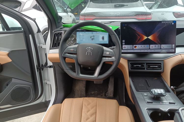 Used BYD Song L DM-i 2025 Intelligent Driving Version 112 km Beyond-Range Type
