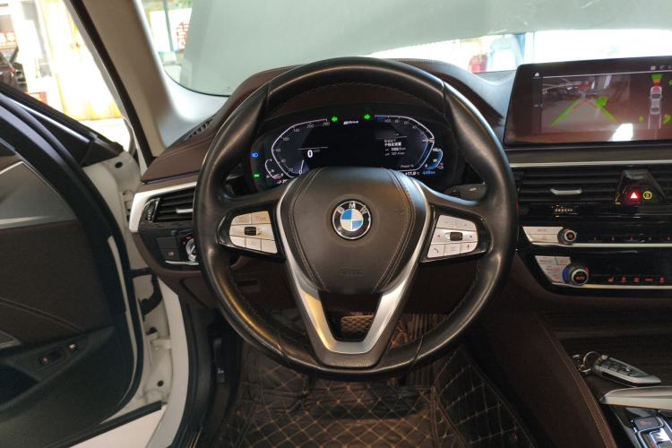 Used BMW 5 Series New Energy 2020 Mileage Upgrade Version 530Le Luxury Package