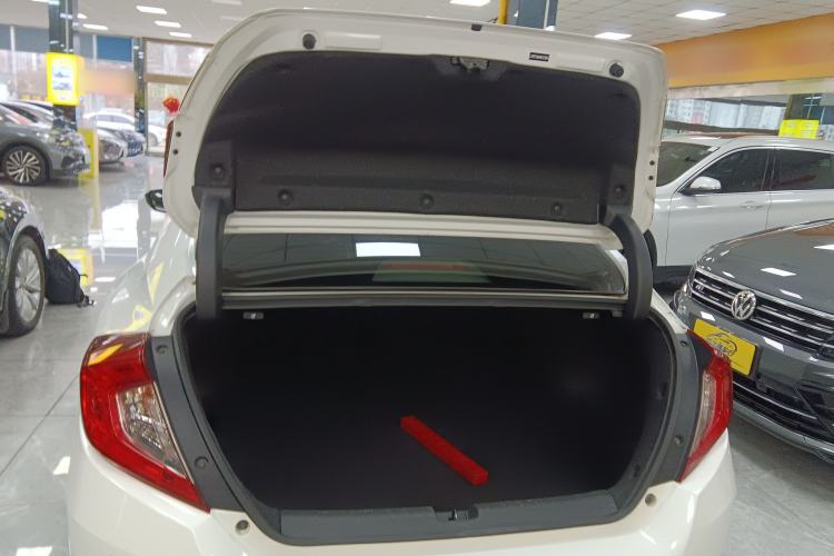 Used Honda Civic 2016 220TURBO CVT Luxury Edition
