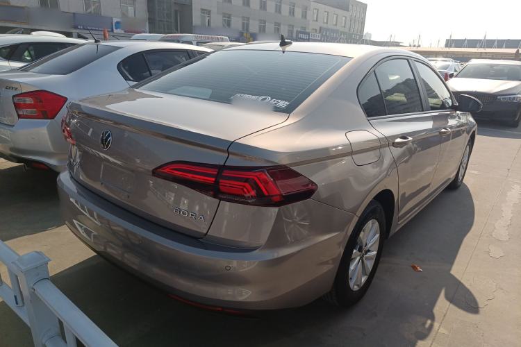Used Volkswagen Bora 2021 1.5L Automatic Fashionable Smart Connectivity Version
