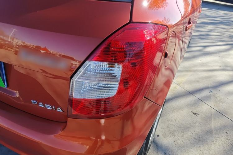 Used Skoda Fabia 2014 1.4L Automatic Crystal Edition
