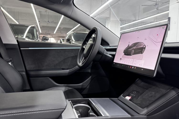 Used Tesla Model 3 2023 Long-Range All-Wheel-Drive Version
