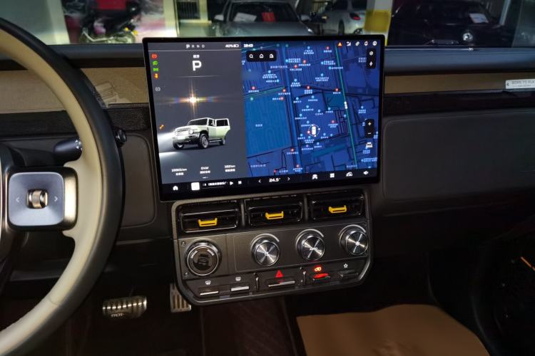 Used  V23 2025 401 Two-Wheel Drive Advanced Edition
