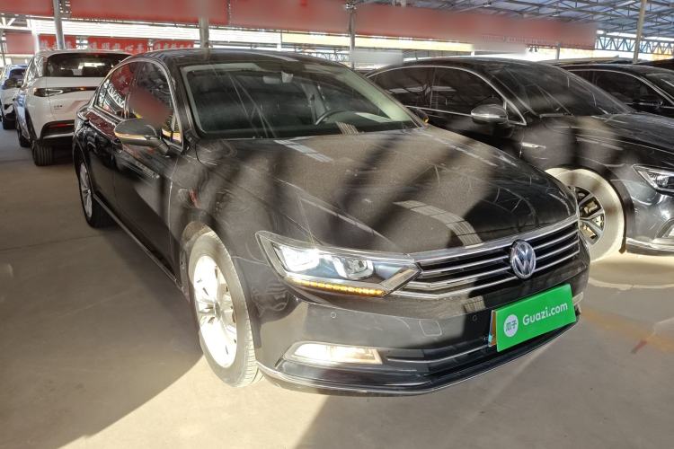 Used Volkswagen Magotan 2018 330TSI DSG Luxury Model
