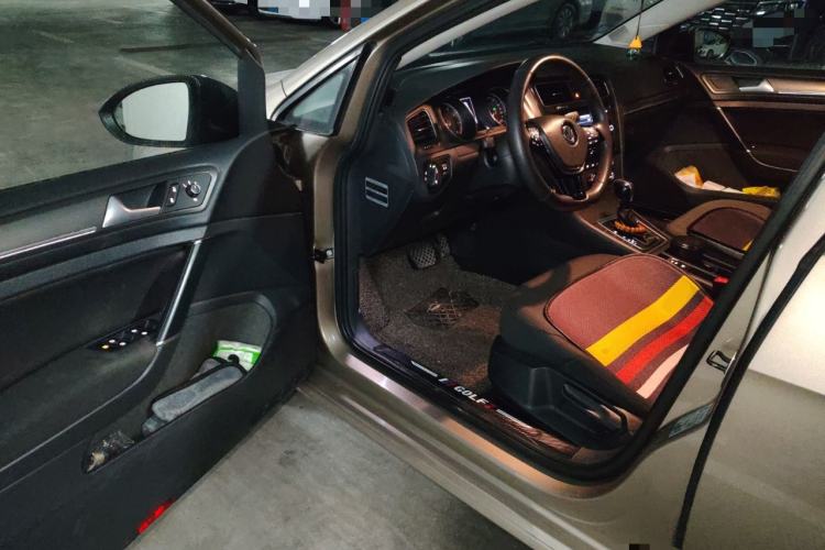 Used Volkswagen Golf 2014 1.4TSI Automatic Comfort Model
