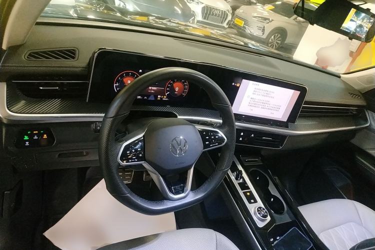 Used Volkswagen Talagon 2024 380TSI All-Wheel Drive R-Line Cruise Edition
