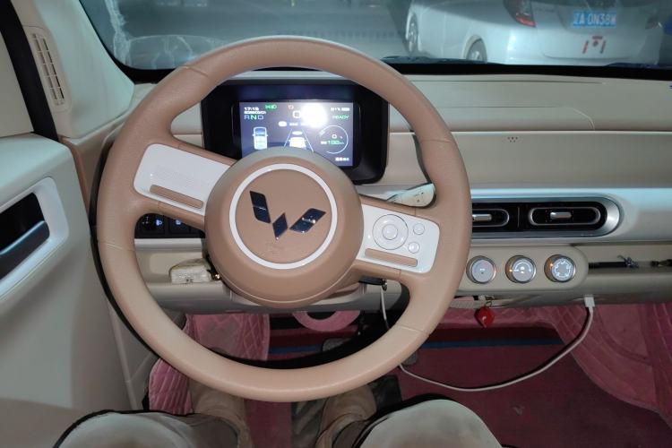 Used Wuling Hongguang MINIEV 2024 3rd Generation 215km Youth Edition