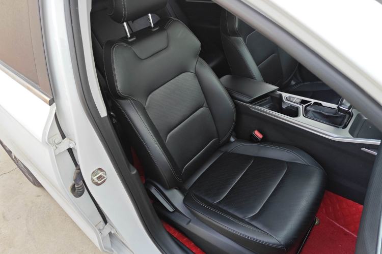 Used Geely Auto Emgrand 2023 4th Generation Champion Edition 1.5L CVT Prestige Model
