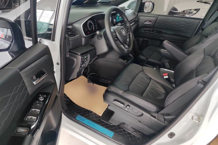Used Honda Elysion 2024 2.0L eHEV Luxury Edition
