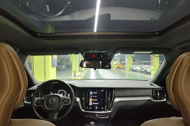 Used Volvo S60 2022 B4 Zhiyi Luxury Edition