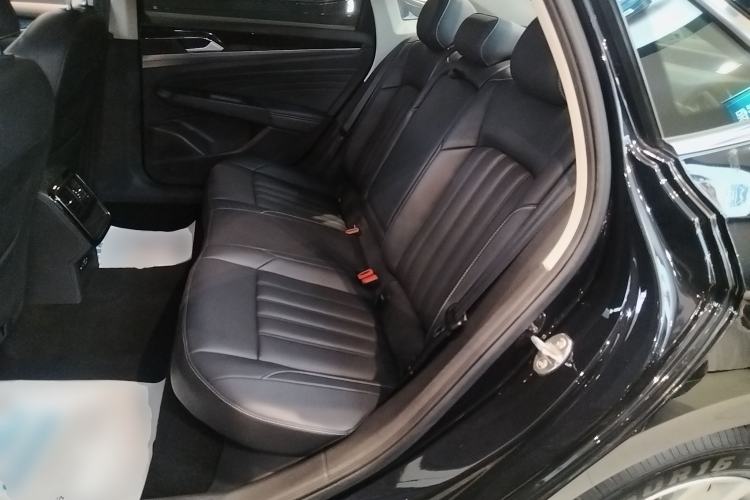 Used Volkswagen Passat 2024 280TSI Business Edition
