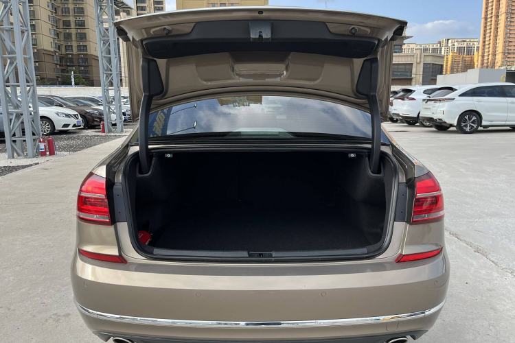 Used Volkswagen Passat 2016 380TSI DSG Prestige Edition
