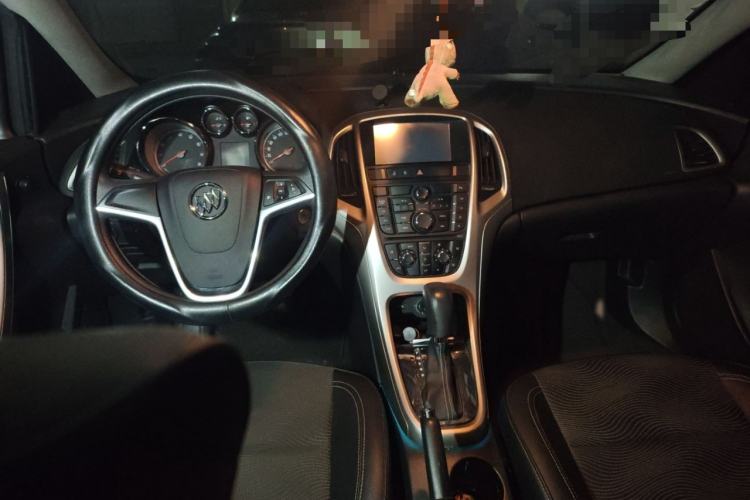 Used Buick GT 2014 XT 1.6L Automatic Fashion Edition
