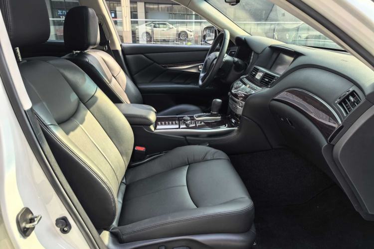 Used Infiniti Q70 2019 Q70L 2.0T Enjoyment Edition