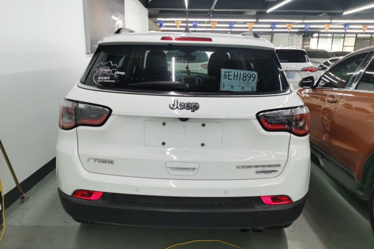 Used  Compass 2017 200T Automatic Family Edition
