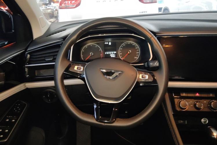 Used Jetta VS5 2023 280TSI Automatic Trend Edition