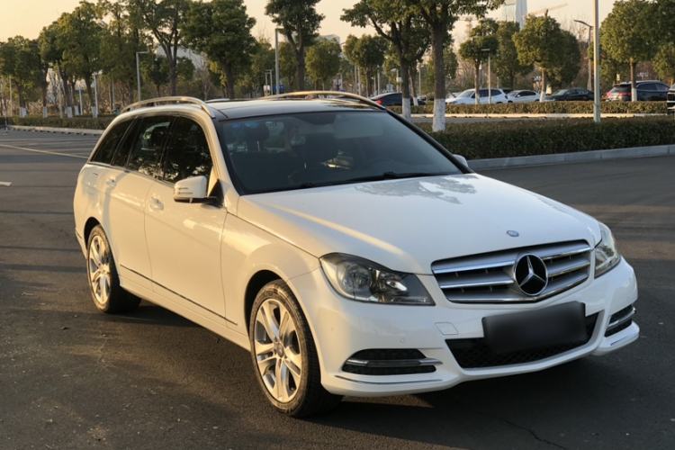 Used Mercedes-Benz C-Class 2011 C 200 Fashion Travel Edition