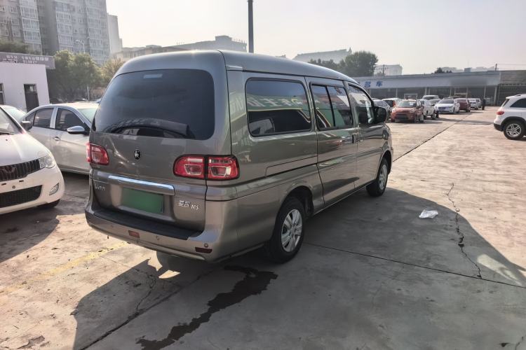 Used FORTHING Lingzhi 2023 M5L 1.6L Comfort 9-Seater
