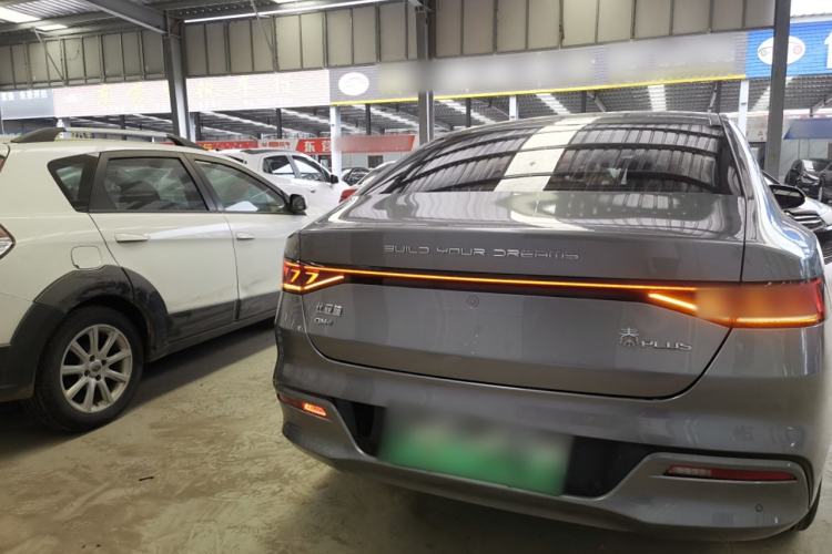 Used BYD Qin PLUS 2024 HONOR Edition DM-i 55KM Leading Model
