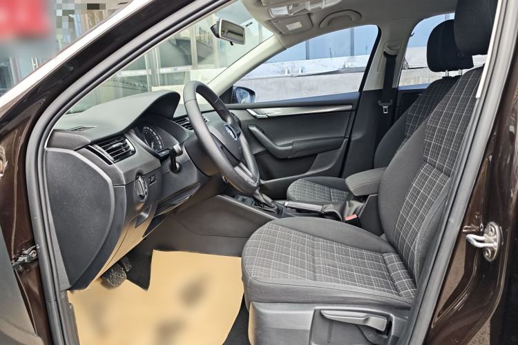 Used Skoda Octavia 2018 Station Wagon TSI230 DSG Comfort Edition