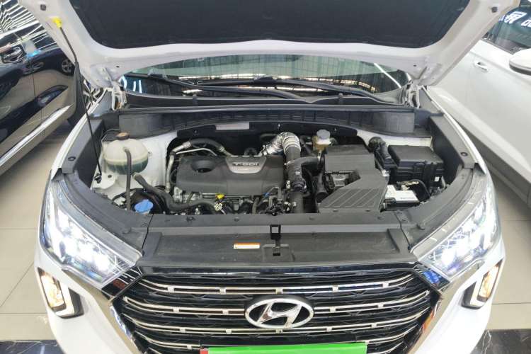 Used Hyundai Tucson 2020 280TGDi Two-Wheel-Drive GLS Fashion Edition China VI Standard
