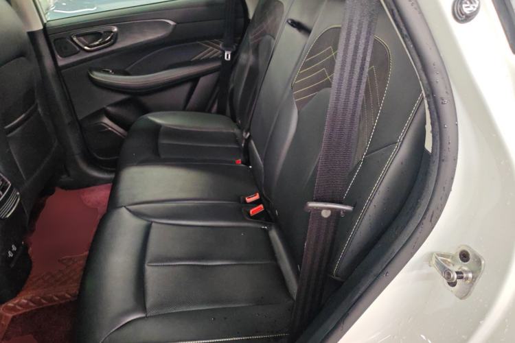 Used Roewe RX5 2023 PLUS 330TGI Automatic Trendsetting Smart Edition
